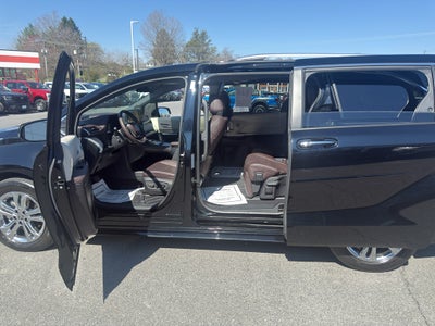 2023 Toyota Sienna Platinum