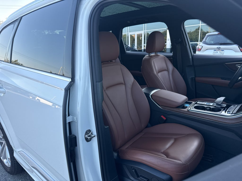 2025 Audi Q7 Premium Plus