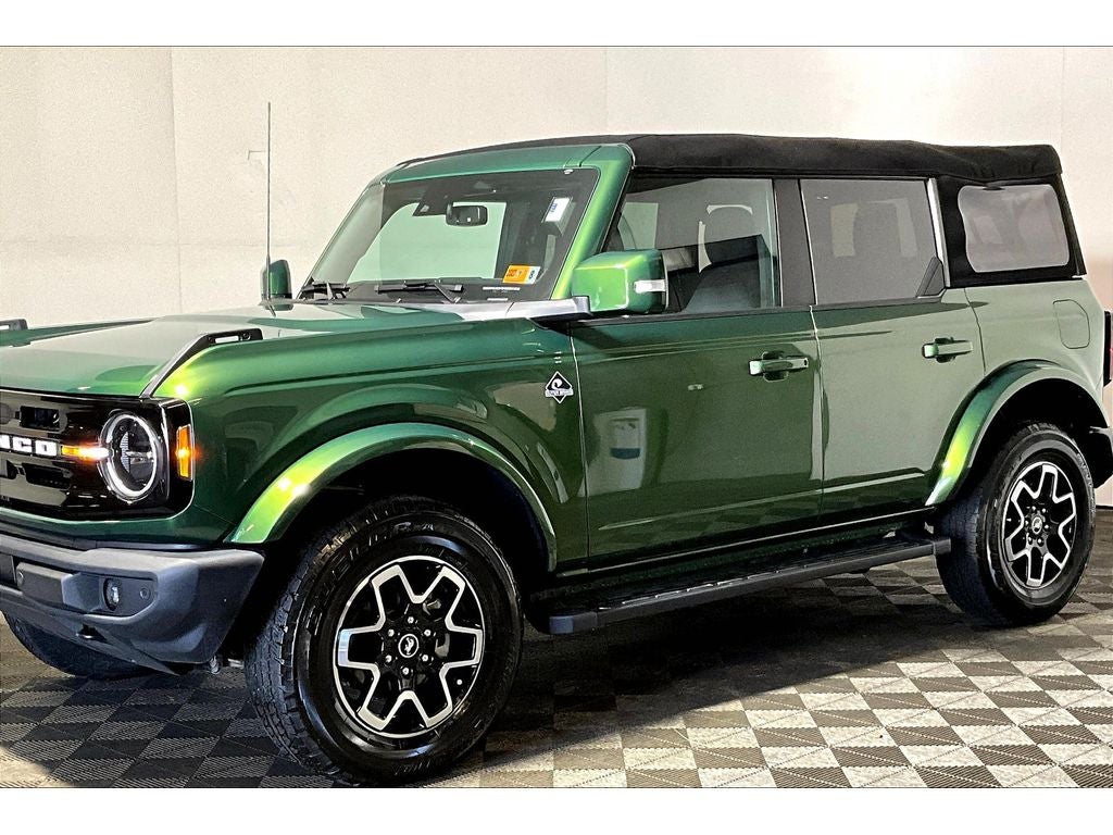 2023 Ford Bronco Outer Banks
