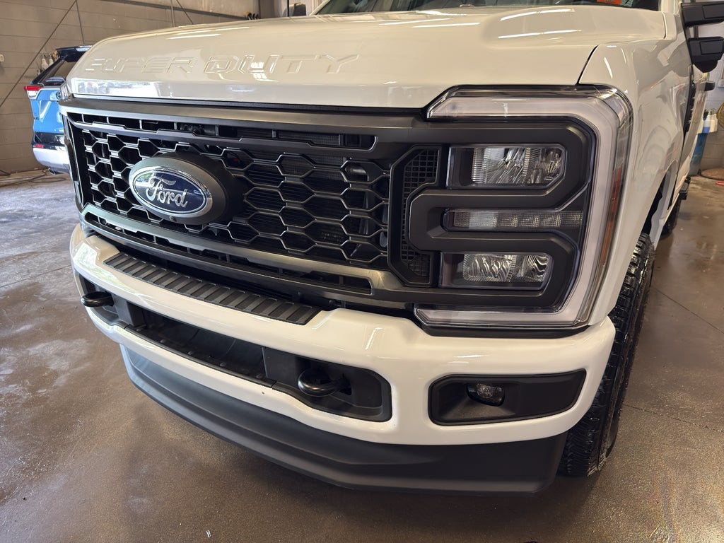 2025 Ford F-350 XL