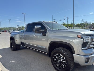 2024 Chevrolet Silverado High Country