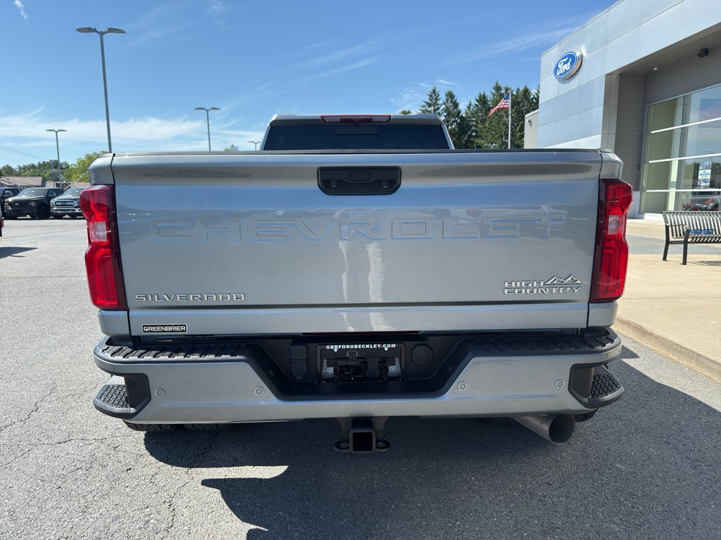 2024 Chevrolet Silverado High Country