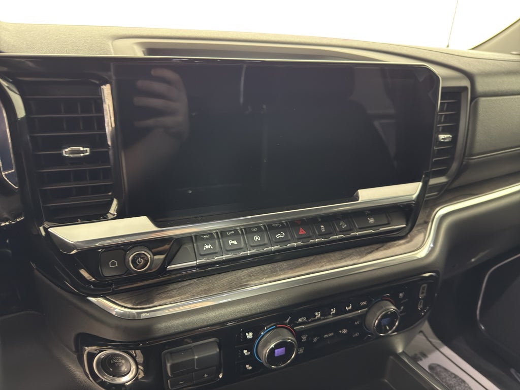 2024 Chevrolet Silverado LTZ