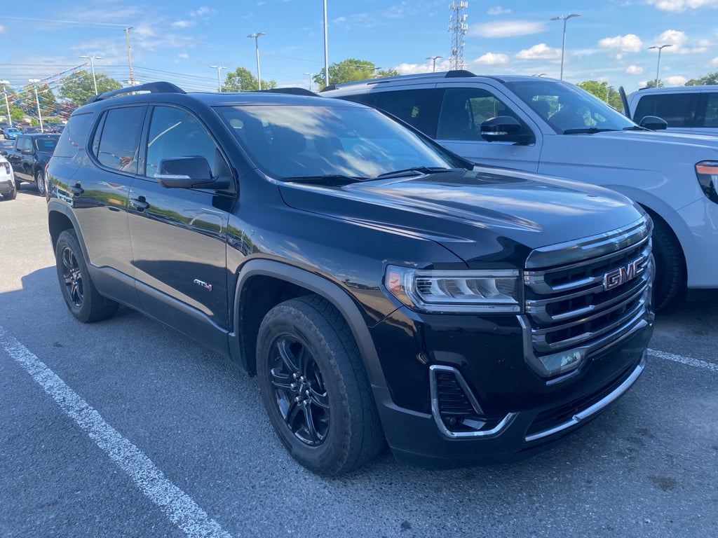 2023 GMC Acadia AT4