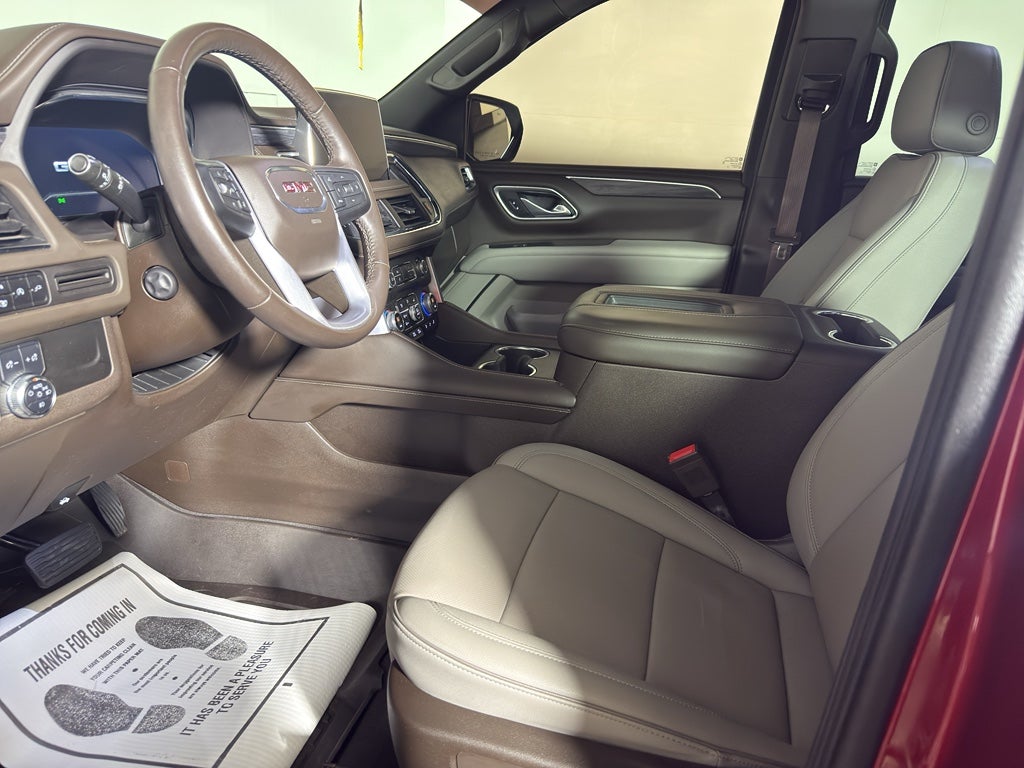 2022 GMC Yukon XL SLT