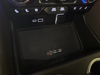 2022 GMC Yukon XL SLT