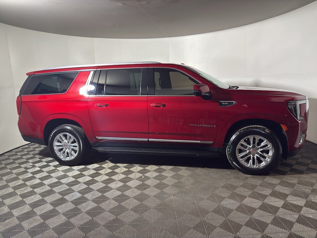 2022 GMC Yukon XL SLT