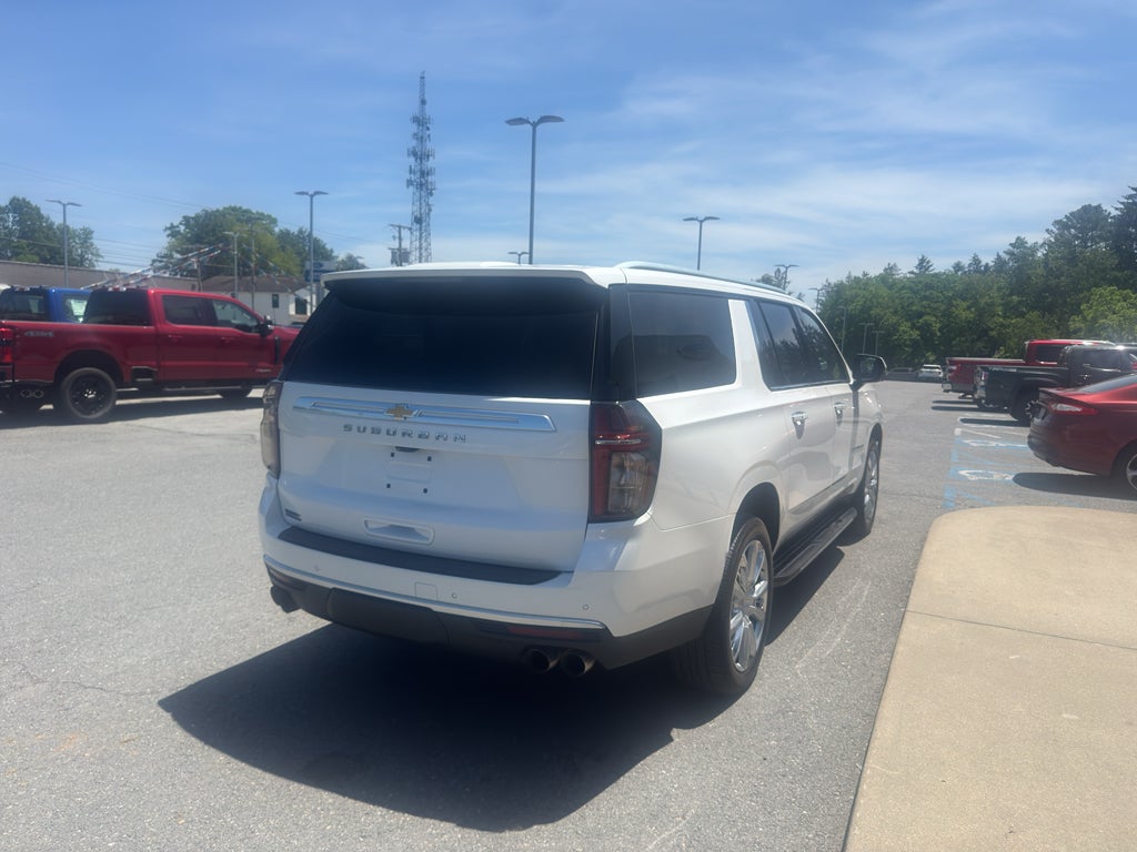 2023 Chevrolet Suburban High Country