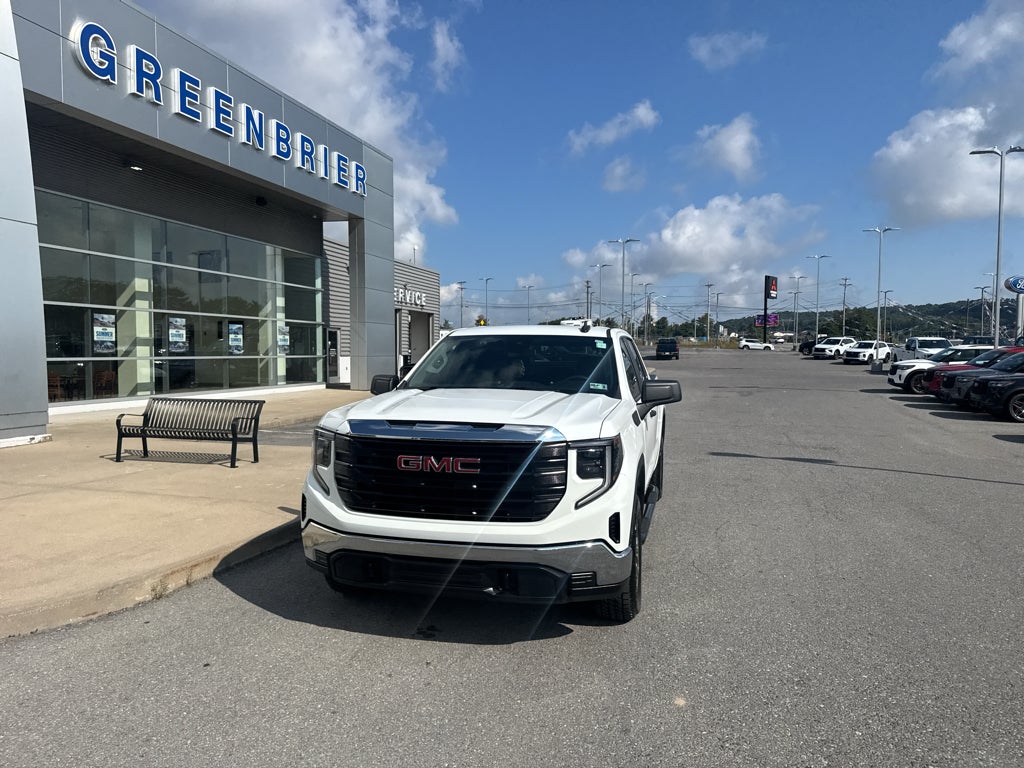 2024 GMC Sierra Pro