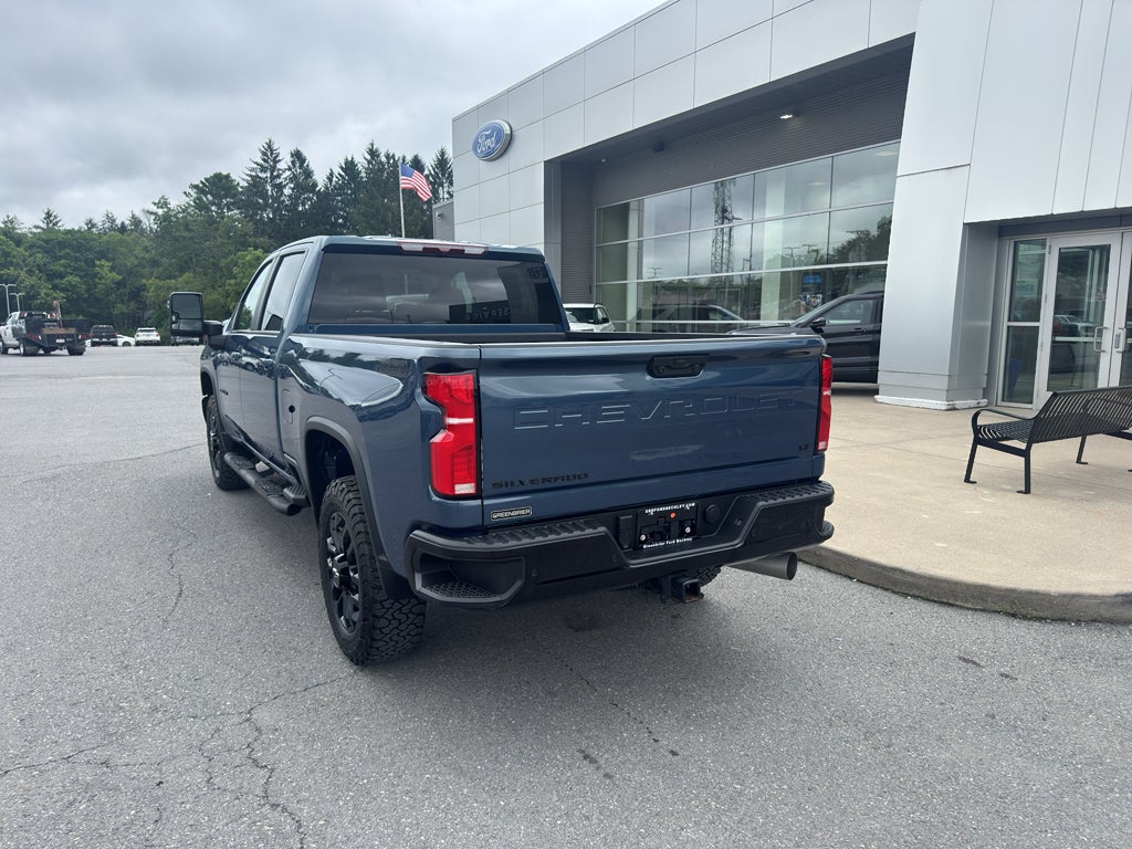 2025 Chevrolet Silverado LT