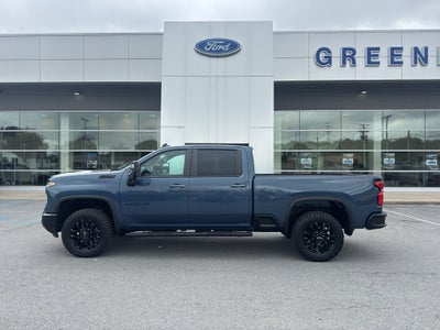 2025 Chevrolet Silverado LT