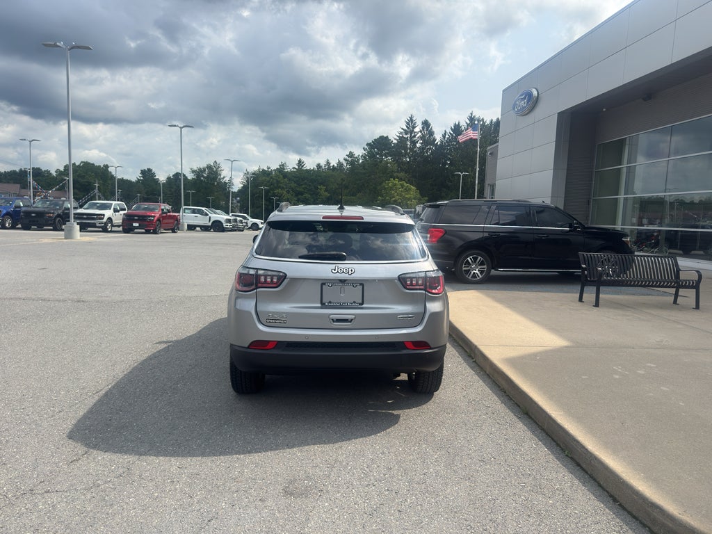 2021 Jeep Compass Latitude