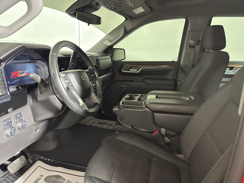 2023 Chevrolet Silverado RST