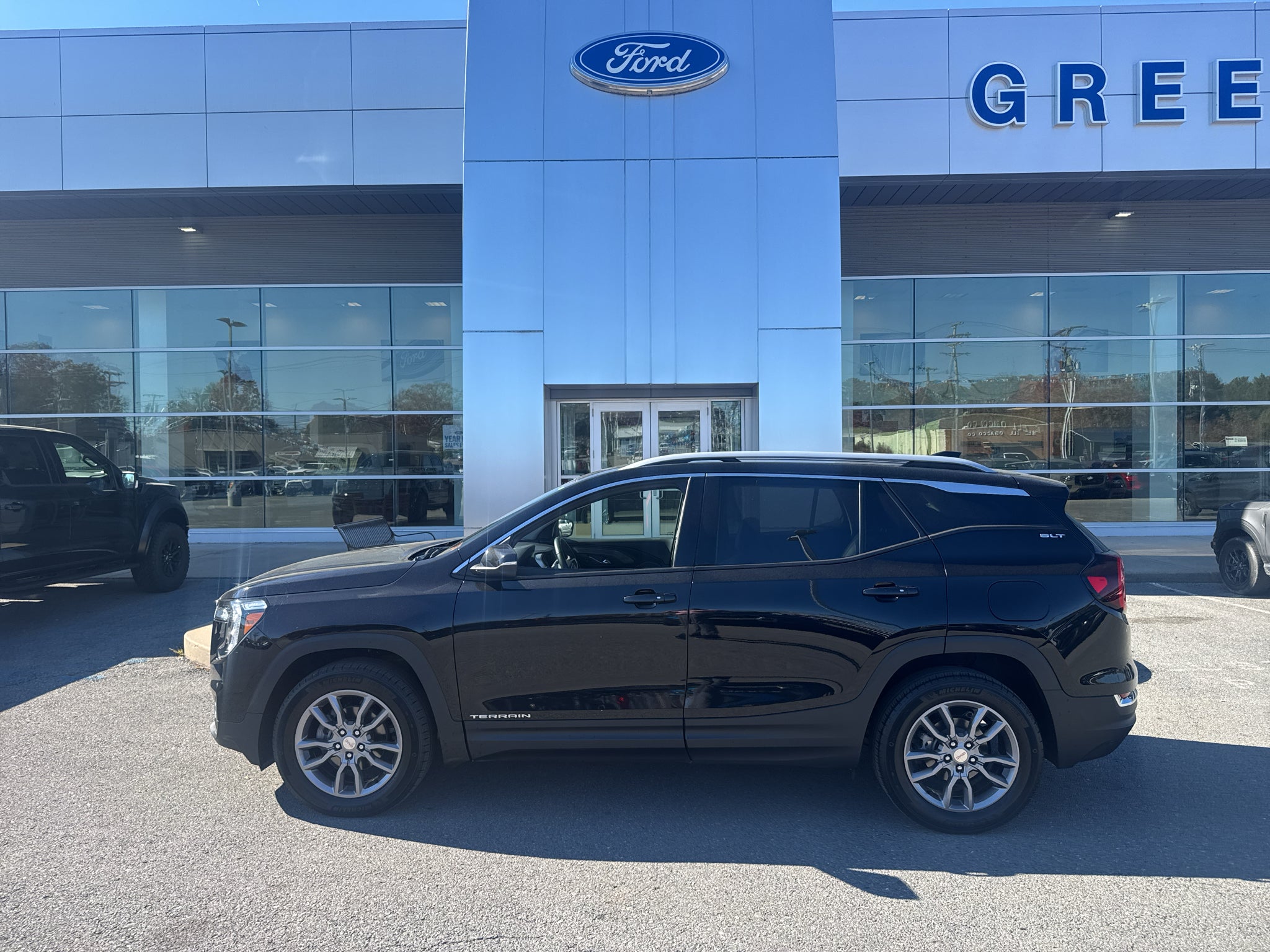2024 GMC Terrain SLT