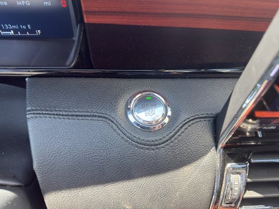 2024 Lincoln Navigator Premiere
