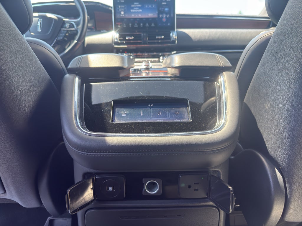 2024 Lincoln Navigator Premiere