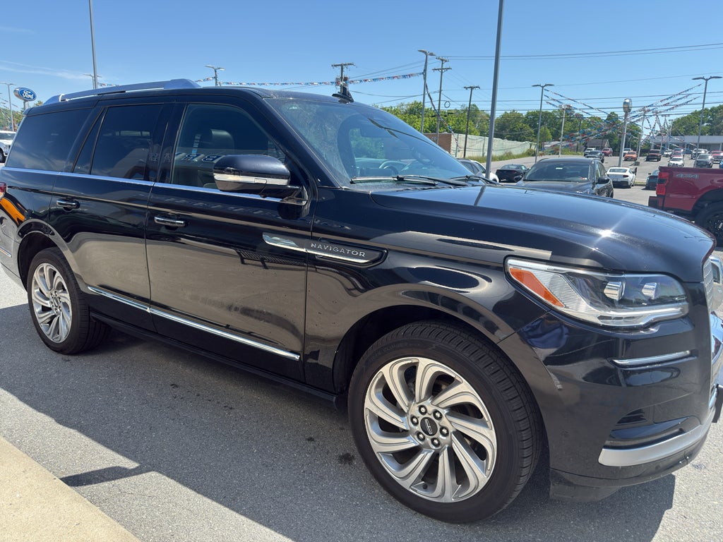 2024 Lincoln Navigator Premiere