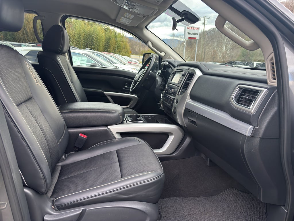 2019 Nissan Titan PRO-4X