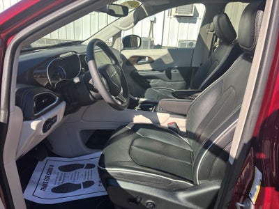 2023 Chrysler Pacifica Hybrid Limited