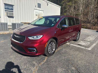 2023 Chrysler Pacifica Hybrid Limited